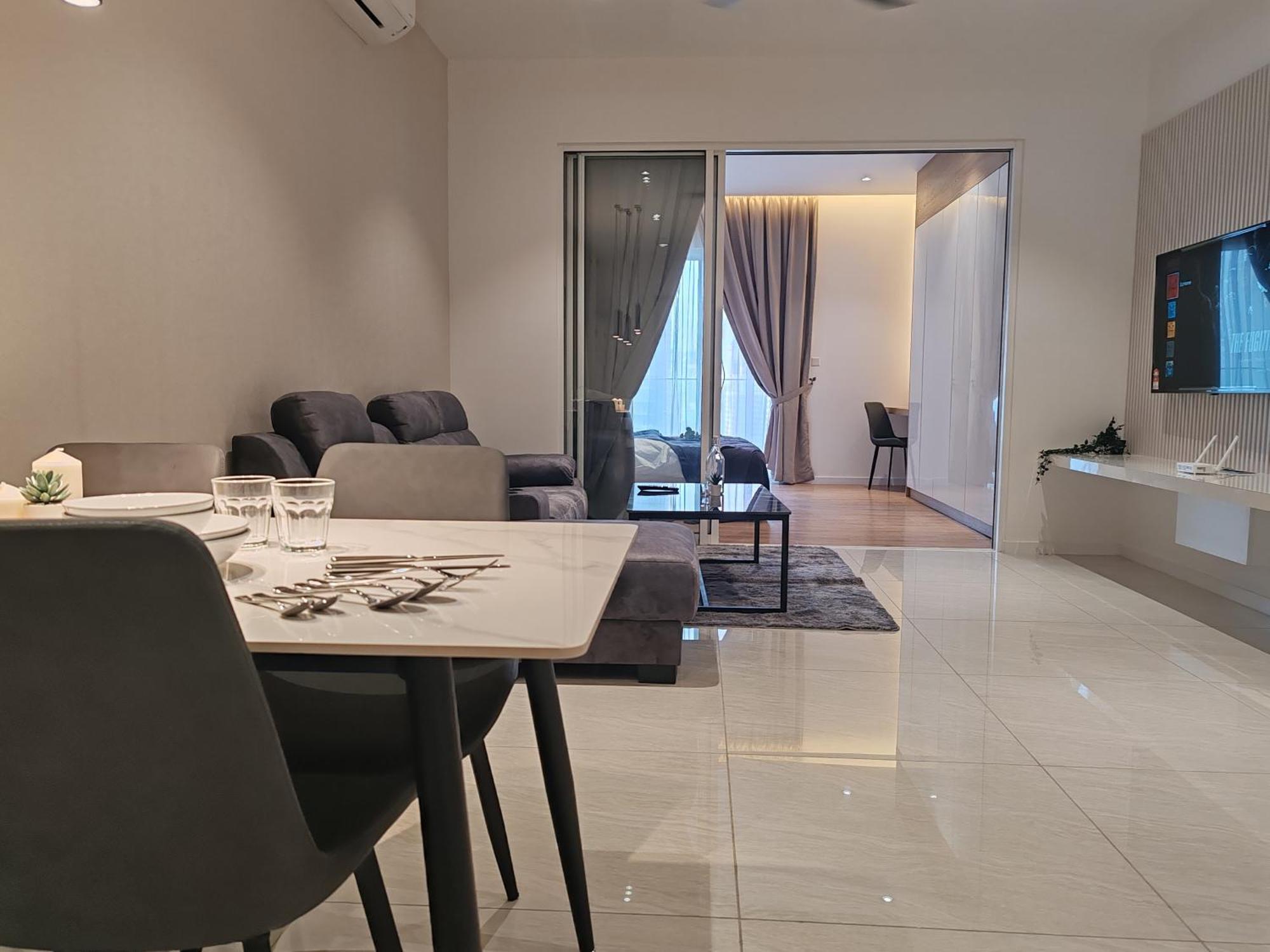 Quill Klcc By Ezhome *